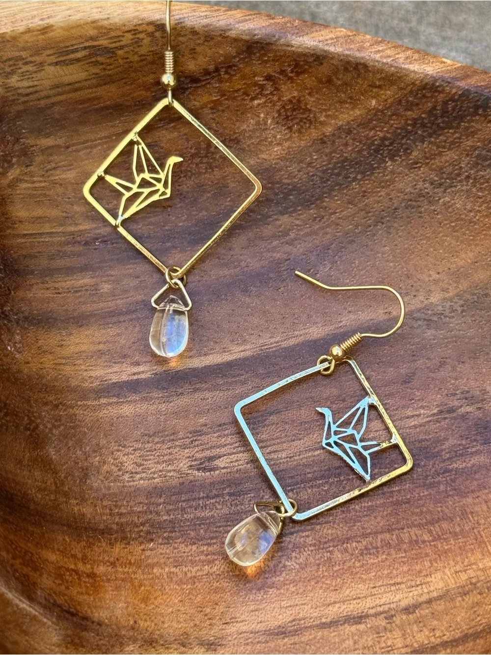 N/A delicate gold